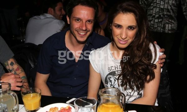  Αντιγόνη Ψυχράμη-Δημήτρης Μακαλιάς: Βραδινή έξοδος για το ζευγάρι!