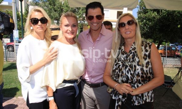 Εγκαινιάστηκε η πλατεία «ΕΛΠΙΔΑ- Μαριάννα Β. Βαρδινογιάννη»