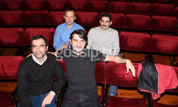 Νίκος Κουρής: Με το γιο του στο θέατρο για την κοπή της πίτας!