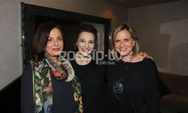 H Χαρούλα Αλεξίου διασκέδασε στην Ιερά Οδό!