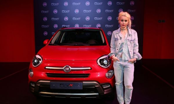 Fiat 500X: Φωτογραφίες και βίντεο από το live show του Dynamo στο Λονδίνο