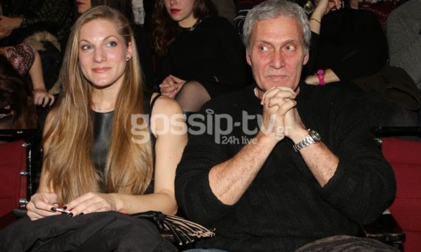 Αλμπέρτο Εσκενάζυ: Με την κόρη του στο θέατρο