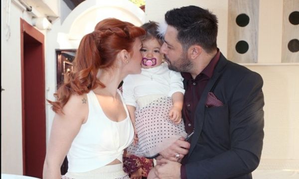   Οι πρώτες φωτογραφίες από τη βάφτιση της κόρης του Χειμωνέτου! 