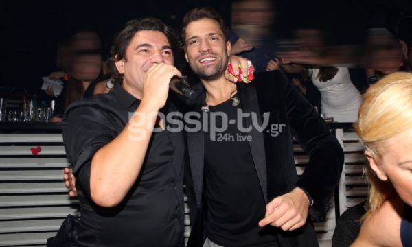 Ο Νίκος Κουρκούλης διασκέδασε στον Αργυρό – Τα συγκινητικά λόγια και η θερμή υποδοχή