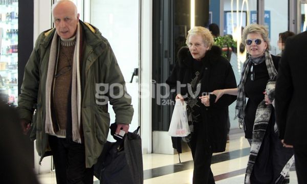 Οικογενειακή έξοδος στο Μαρούσι για Ακρίτα - Κυρίτση