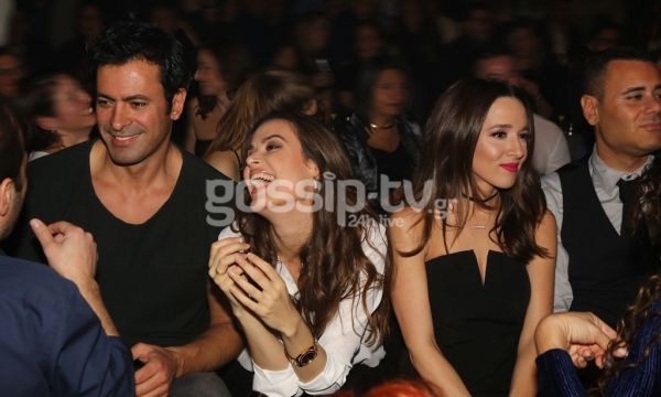 Καλομοίρα: Στα μπουζούκια με το νέο λουκ