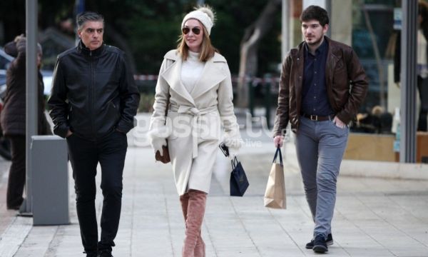 Στεφανίδου – Ευαγγελάτος: Βόλτα με το μεγάλο γιο της οικογένειας