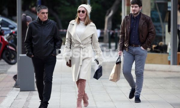 Στεφανίδου – Ευαγγελάτος: Βόλτα με το μεγάλο γιο της οικογένειας
