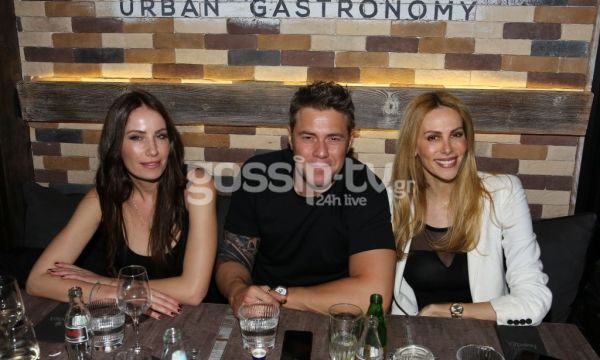 Συνάντηση επωνύμων στο κέντρο της Αθήνας