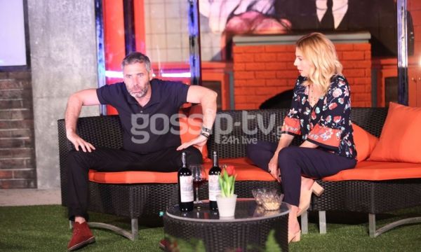 Πρόβες στο θέατρο Βράχων για τους πρωταγωνιστές της παράστασης «Το Ψέμα»