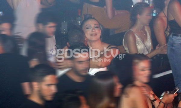 Ώπα! Τι γίνεται εδώ; Ο πρώην της Χατζίδου αγκαλιά με την πρώην του Ιωάννου!