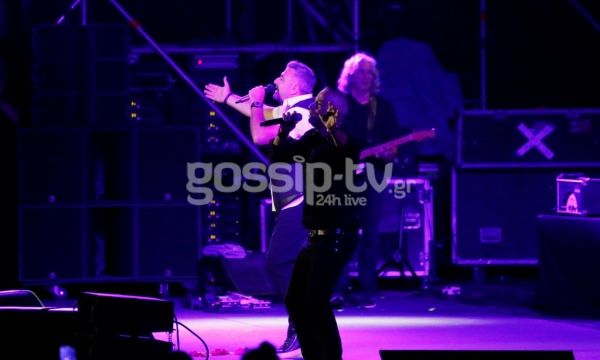 Καρέ καρέ η μεγάλη συναυλία του Αντώνη Ρέμου με τον Eros Ramazzotti στη Μύκονο