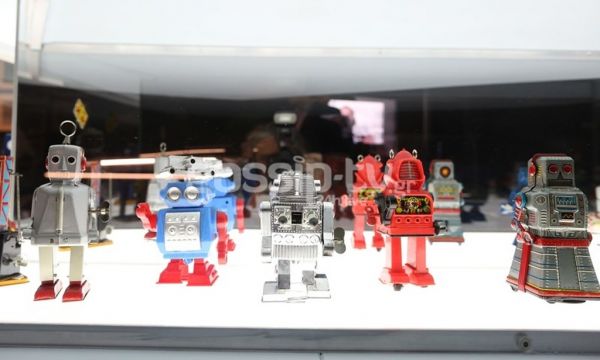 Στα εγκαίνια έκθεσης Science Fiction: Ταξίδι στο Άγνωστο