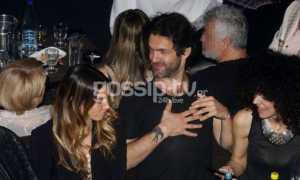 Αθηνά Οικονομάκου: Πώς ανακοίνωσε στον αγαπημένο της ότι είναι έγκυος;