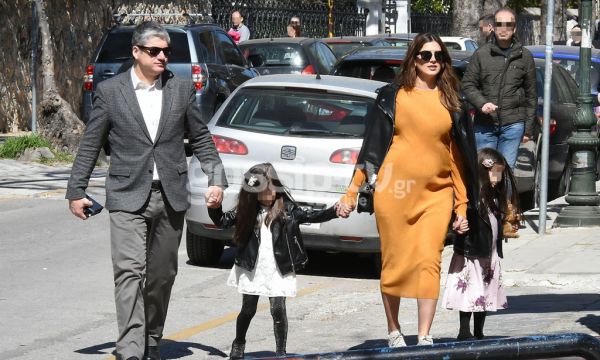 Σταματίνα Τσιμτσιλή: Βόλτα στον έβδομο μήνα της εγκυμοσύνης της