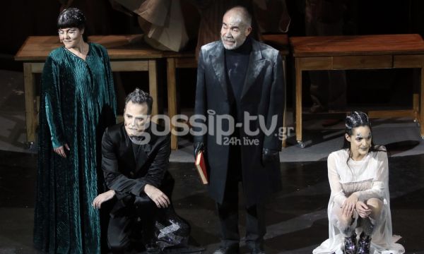 Η «Χριστουγεννιάτικη Ιστορία» έκανε επίσημη πρεμιέρα