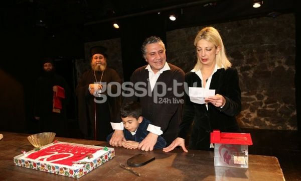 Μία «ζεστή» βραδιά στο θέατρο Αλκμήνη!