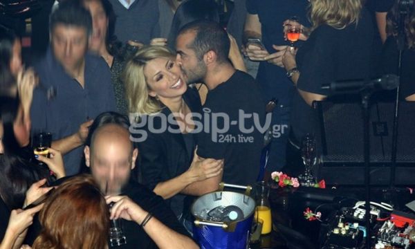 Μαρία Ηλιάκη: «Πετάει» για χάρη του έρωτά της!  