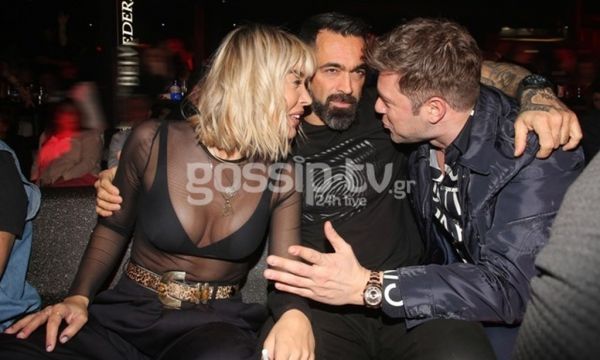 Δεν φαντάζεστε ποια τραγουδίστρια βρέθηκε στον Μαζωνάκη! (pics)  