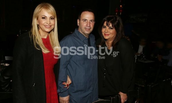 H Νικολέτα Καρρά σε ρόλο τραγουδίστριας-Ποιοι επώνυμοι την απόλαυσαν;