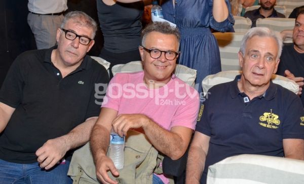 Λαμπερή πρεμιέρα για την παράσταση «Πολυτεχνίτης και Ερημοσπίτης» στο Θέατρο Αθηνά