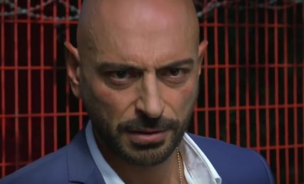 Elif: Στο νοσοκομείο η Ζεϊνέπ είναι συνεχώς στο πλευρό του Σελίμ