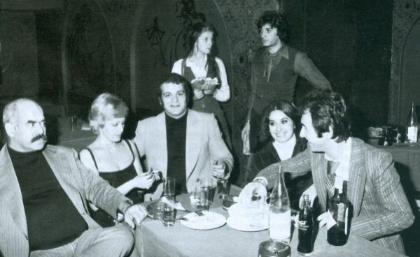 Φωτογραφικό flashback: Τα μπουζούκια μιας άλλης εποχής