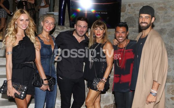 Οι celebrities πήγανε σε επίδειξη μόδας στη Μύκονο