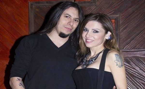 Ελληνίδα τραγουδίστρια παντρεύεται για τρίτη φορά