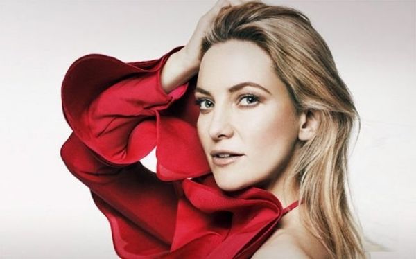 Εξομολόγηση πασίγνωστης ηθοποιού: «Βγαίναμε μόλις δύο μήνες και έμεινα έγκυος»