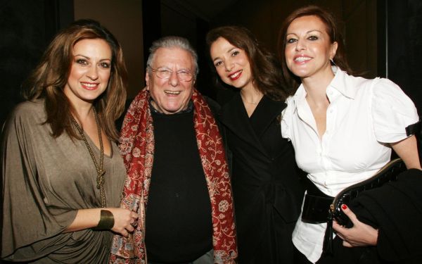 Η επίσημη πρεμιέρα του θεάτρου Ντενίση 