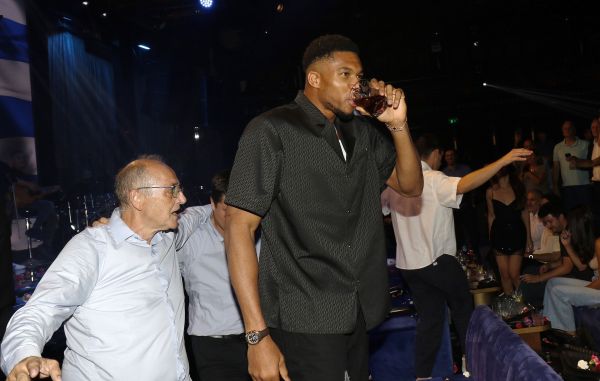 ΓΛΕΝΤΙ ΤΗΣ ΕΘΝΙΚΗΣ ΟΜΑΔΑ ΑΝΔΡΩΝ ΓΙΑ ΤΗΝ ΚΑΤΑΚΤΗΣΗ ΤΟΥ ΧΑΛΚΙΝΟΥ ΜΕΤΑΛΛΙΟΥ ΣΤΟ ΕΥΡΩΜΠΑΣΚΕΤ 2025