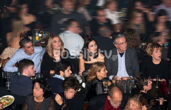 Στεφανίδου-Ευαγγελάτος: Η έξοδος και οι τρυφερές αγκαλιές σε νυχτερινό κέντρο