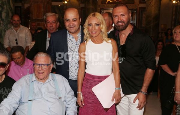 Το φωτογραφικό άλμπουμ της βάφτισης του Φοίβου Βουτσά! 