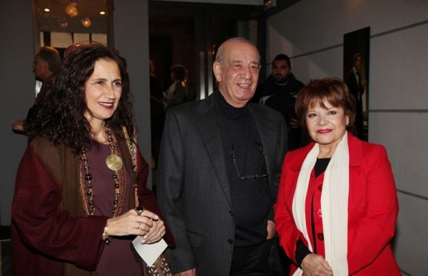 Σπάνια εμφάνιση για τον Δημήτρη Μητροπάνο και τη σύζυγό του 