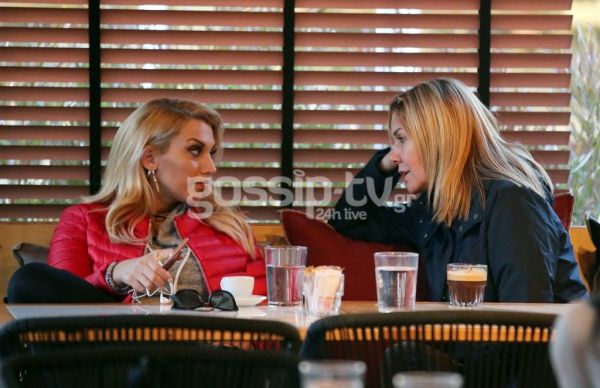 Κωνσταντίνα Σπυροπούλου – Χριστίνα Παππά: Καφεδάκι και συζήτηση στη Γλυφάδα