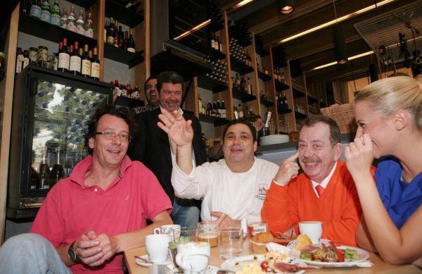 Παντρεύεται η Νάντια Μπουλέ;