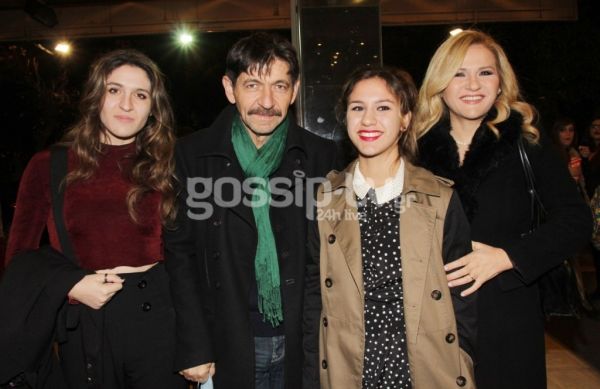 Οι «καυτές» σκηνές του Στέλιου Μάινα στο θέατρο