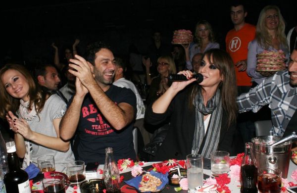 Το «Just the two of us» πήγε στο Χολίδη