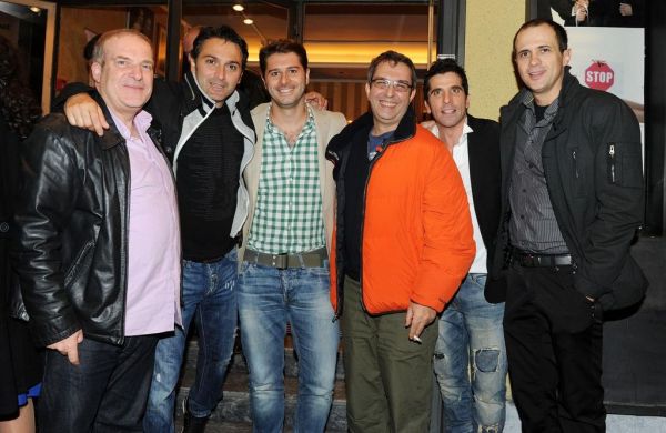 Παρέλαση επωνύμων στο θέατρο «Αθηνά»