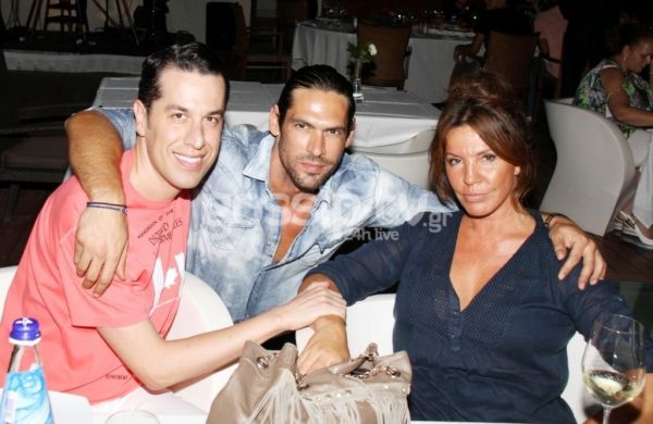 Μπάρμπα - Σπαλιάρας: Συνάντηση εκεί που... σκάει το κύμα!