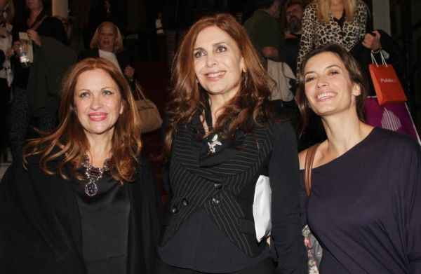 «H Πόρνη… από πάνω» κέρδισε το χειροκρότημα