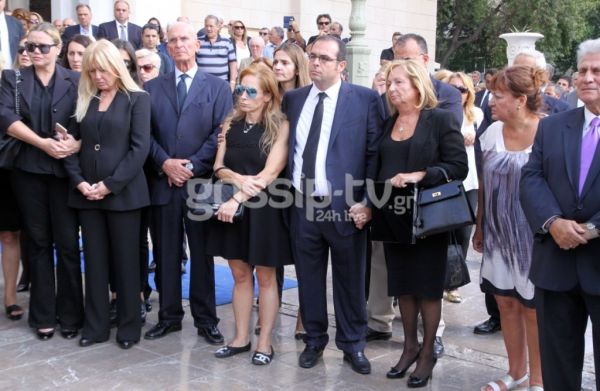 Το τελευταίο αντίο στον Κώστα Μήτση