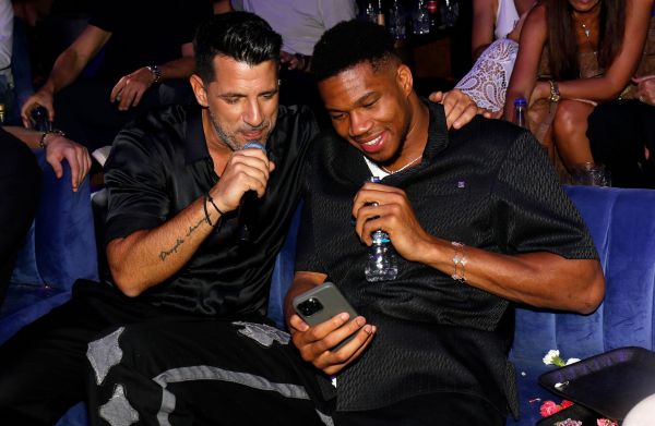 ΓΛΕΝΤΙ ΤΗΣ ΕΘΝΙΚΗΣ ΟΜΑΔΑ ΑΝΔΡΩΝ ΓΙΑ ΤΗΝ ΚΑΤΑΚΤΗΣΗ ΤΟΥ ΧΑΛΚΙΝΟΥ ΜΕΤΑΛΛΙΟΥ ΣΤΟ ΕΥΡΩΜΠΑΣΚΕΤ 2025