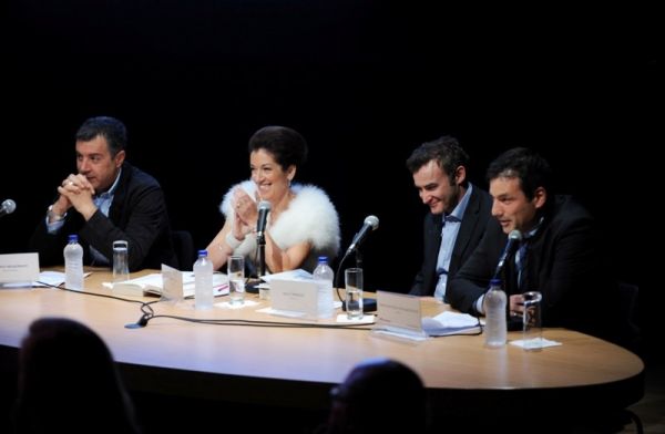 Οι συντελεστές του «Νησιού» στηρίζουν τη Βικτόρια Χίσλοπ