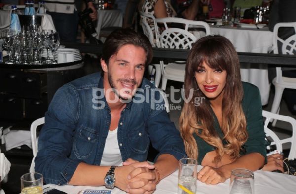 Μια βραδιά με τον Βασίλη Καρρά