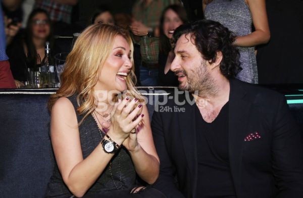 Τα νυχτοπερπατήματα και η... παρέα της Νατάσας Θεοδωρίδου