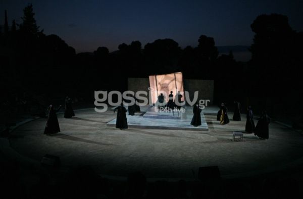 Στην Επίδαυρο οι επώνυμοι της showbiz για την «Μήδεια»