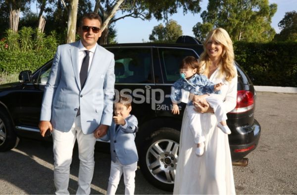 Σκορδά-Λιάγκας: Το φωτογραφικό άλμπουμ της βάπτισης του μικρού Δημήτρη