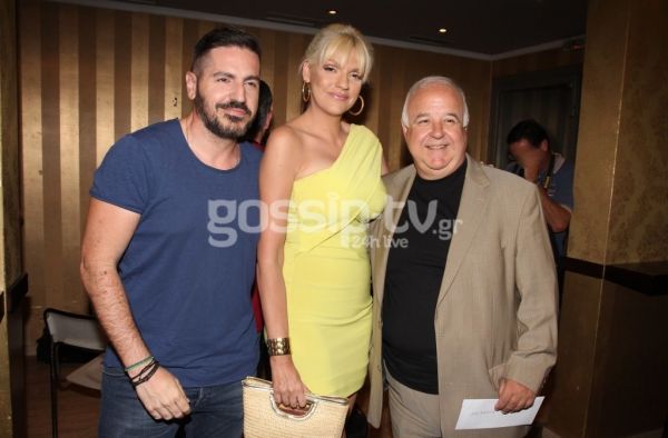 Λαμπερή πρεμιέρα για την παράσταση «Πολυτεχνίτης και Ερημοσπίτης» στο Θέατρο Αθηνά